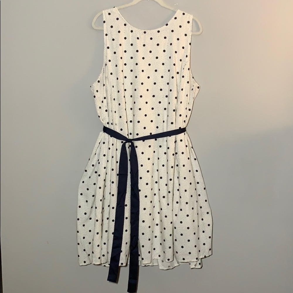 : Modern polka-dot dress! :